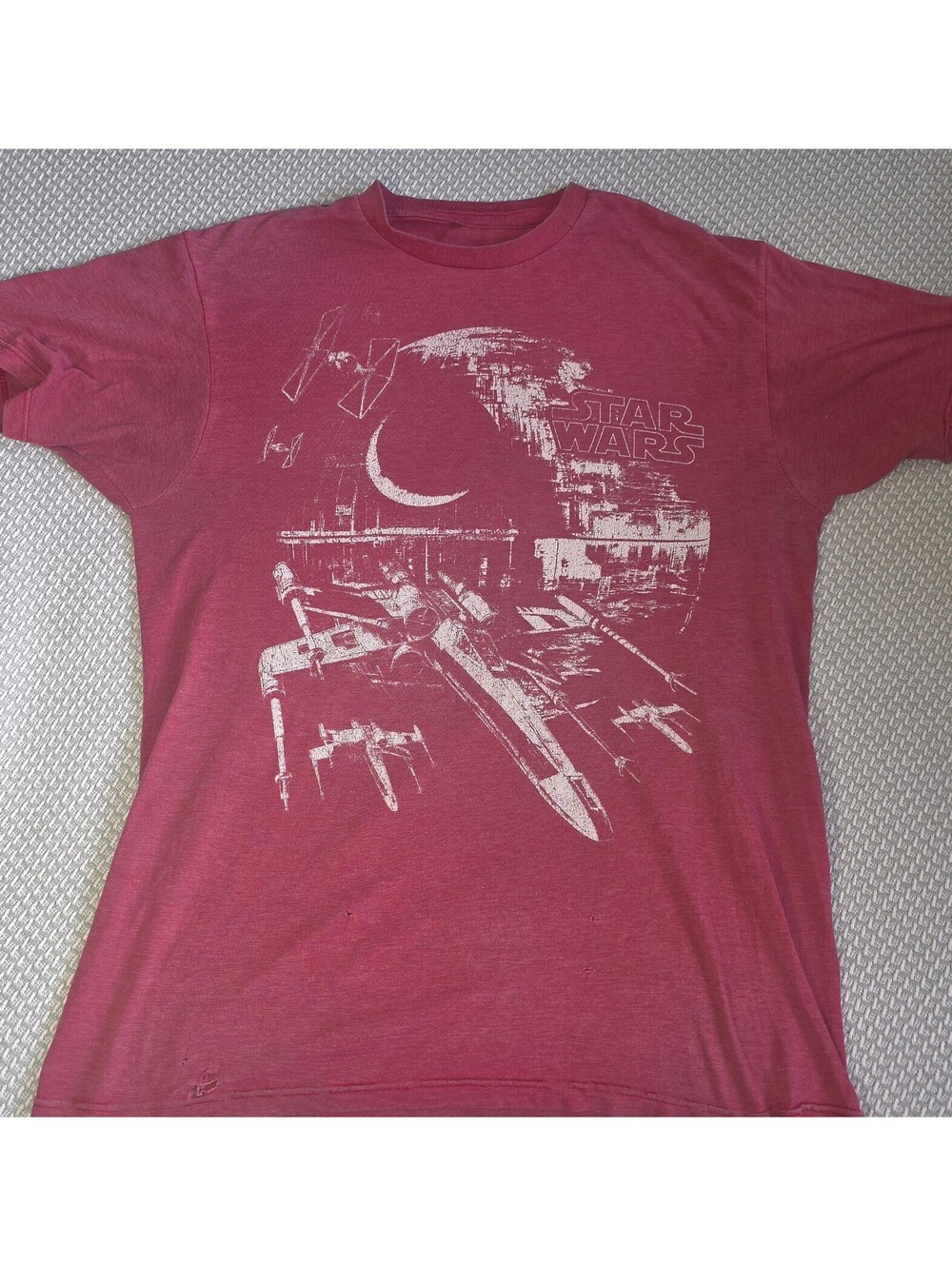Star wars death star t-shirt size med